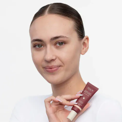 Idun Minerals Hydra Soft Mineral Foundation Saga 252 30 ml