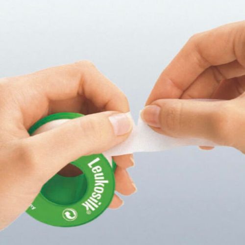 Leukosilk Silketape 1,25cm x 5m 1 stk