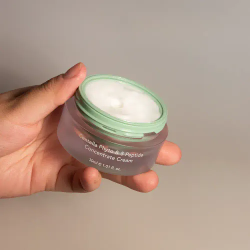 Haruharu Wonder Centella Phyto & 5 Peptide Concentrate Cream 30 ml 